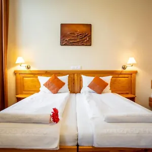 Manzard Panzio Budapest