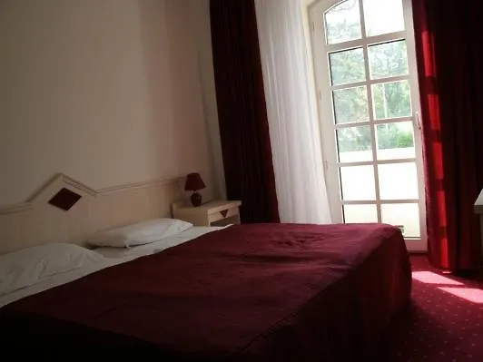 ***  Walzer Hotel Budapest Hungary