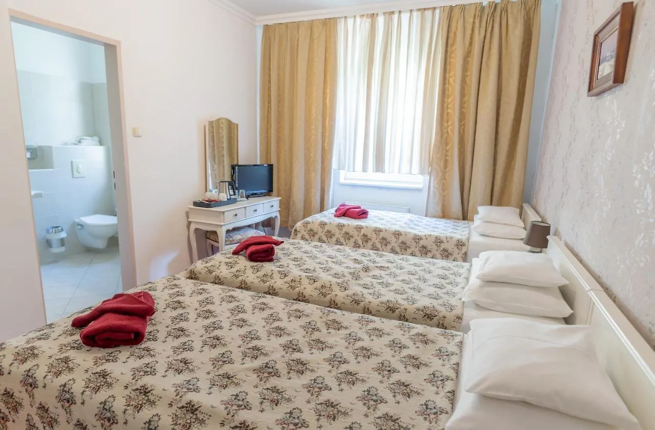 Walzer Hotel Budapest